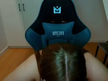 AbbyMint  live sex cam