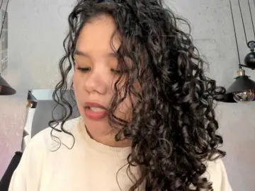 Annie-Pleasure  live sex cam