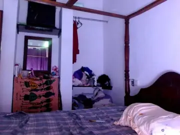 Cuddle-Cate  live sex cam