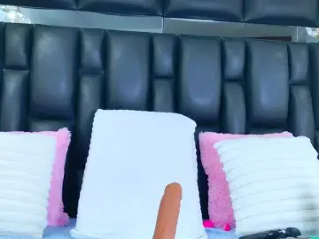 DahianaMoss  live sex cam