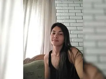 Karoline-Cherie  live sex cam