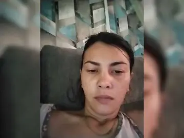 Karoline-Cherie  live sex cam