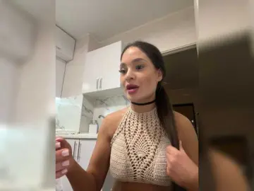 Kriska777  live sex cam