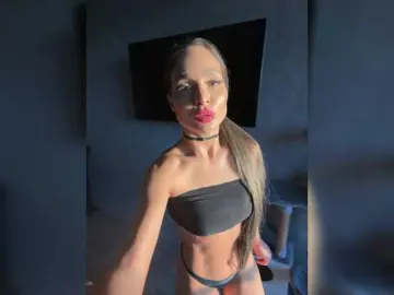 Kriska777  live sex cam