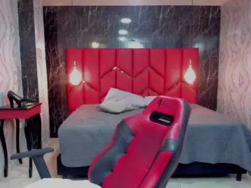 LatinaHoleQueen-1  live sex cam