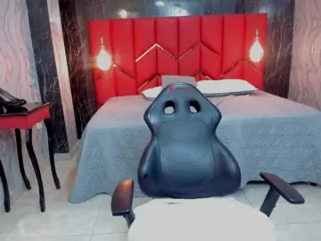 LatinaHoleQueen-1  live sex cam