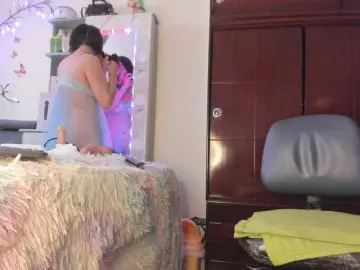 Rapunzell--  live sex cam