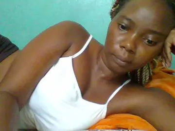 Sexyebonygal  live sex cam