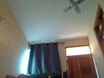 Sexyebonygal  live sex cam