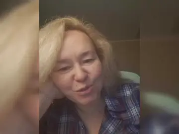 Viola27  live sex cam