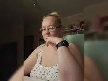 Viola27  live sex cam