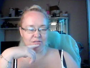 Viola27  live sex cam