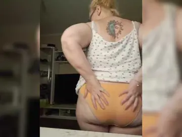 Viola27  live sex cam