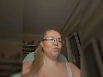 Viola27  live sex cam