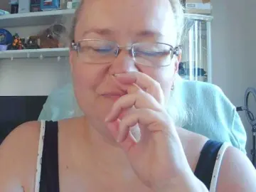 Viola27  live sex cam