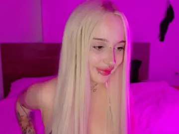 Lolykari  live sex cam