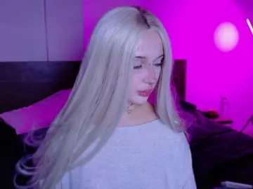 Lolykari  live sex cam