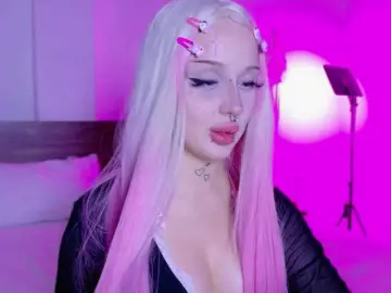 Lolykari  live sex cam