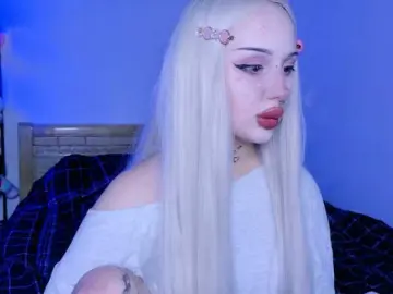 Lolykari  live sex cam