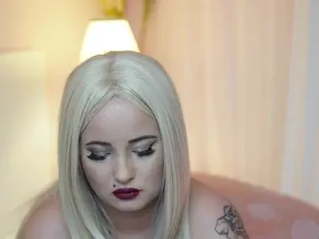 AdelineMoon  live sex cam