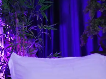 ArtTeasee  live sex cam