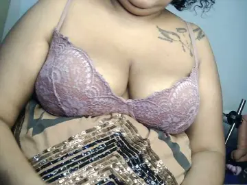 Carlabrasil  live sex cam