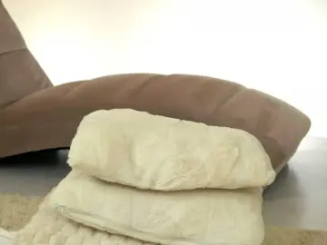 KairaAndrews  live sex cam