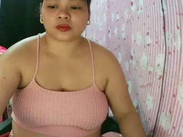 Lickmedaddy23  live sex cam