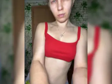Milana22a  live sex cam