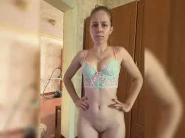 Milana22a  live sex cam