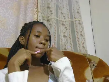 Lunaeva  live sex cam