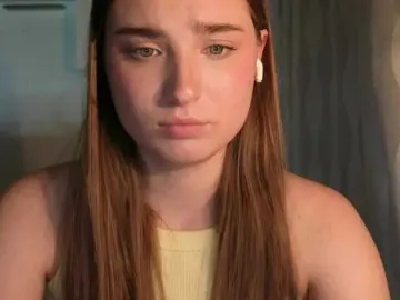 ChristiaPettet  live sex cam