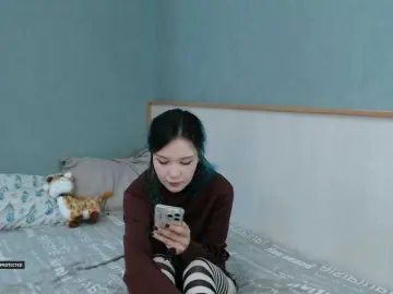 Hugo-Min  live sex cam