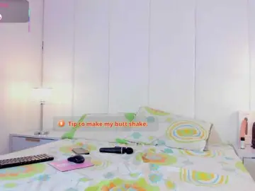 Krystin1  live sex cam