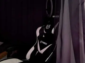 Margo77-1  live sex cam