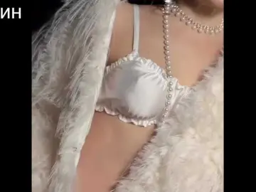 Margo77-1  live sex cam