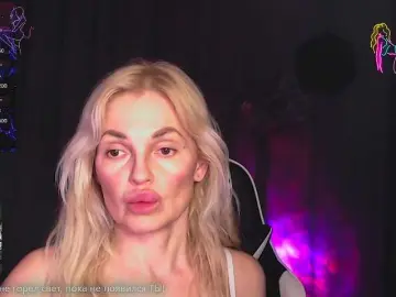 Margo77-1  live sex cam