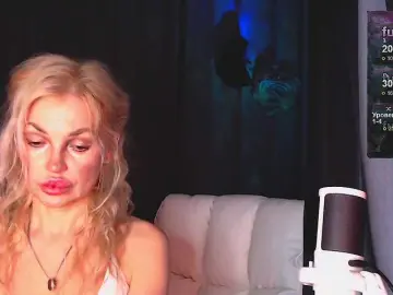 Margo77-1  live sex cam