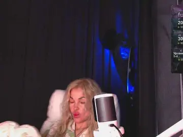 Margo77-1  live sex cam