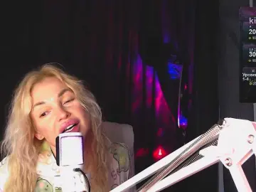 Margo77-1  live sex cam