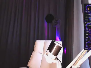 Margo77-1  live sex cam