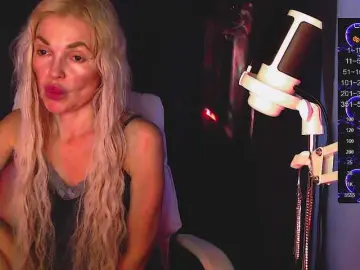 Margo77-1  live sex cam