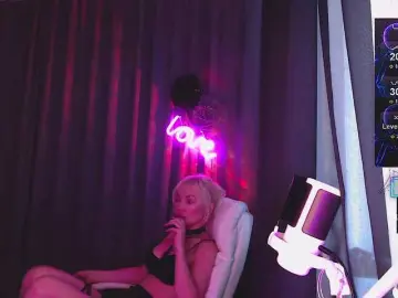 Margo77-1  live sex cam