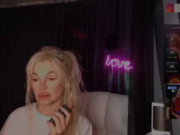 Margo77-1  live sex cam