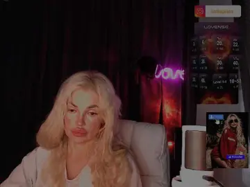 Margo77-1  live sex cam