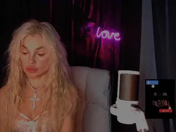 Margo77-1  live sex cam