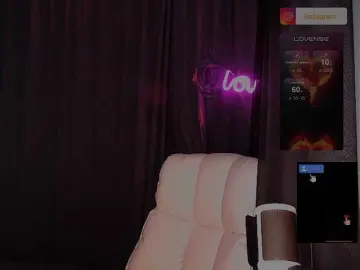 Margo77-1  live sex cam