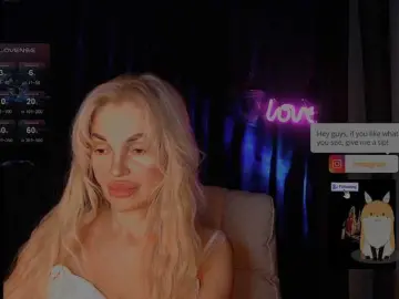Margo77-1  live sex cam