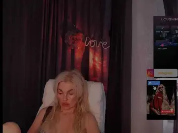 Margo77-1  live sex cam