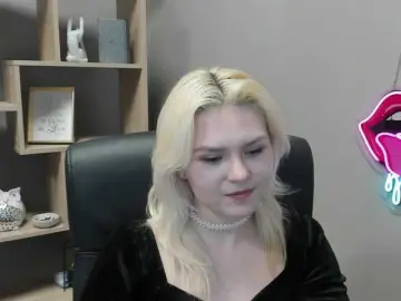 SweetLilyxo  live sex cam